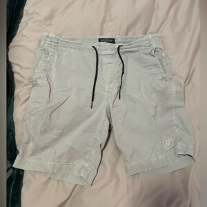 American Eagle men’s shorts
